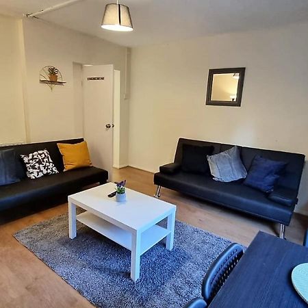 2 Bedroom Apartment In Kennington Londres Exterior foto