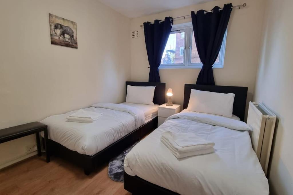 2 Bedroom Apartment In Kennington Londres Exterior foto